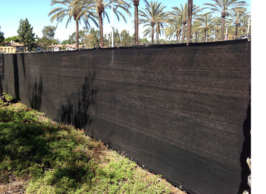 trilhos do patamar da associação do balcão do pátio de Mesh Windscreen For Backyard Deck da cerca da tela da privacidade 150gsm